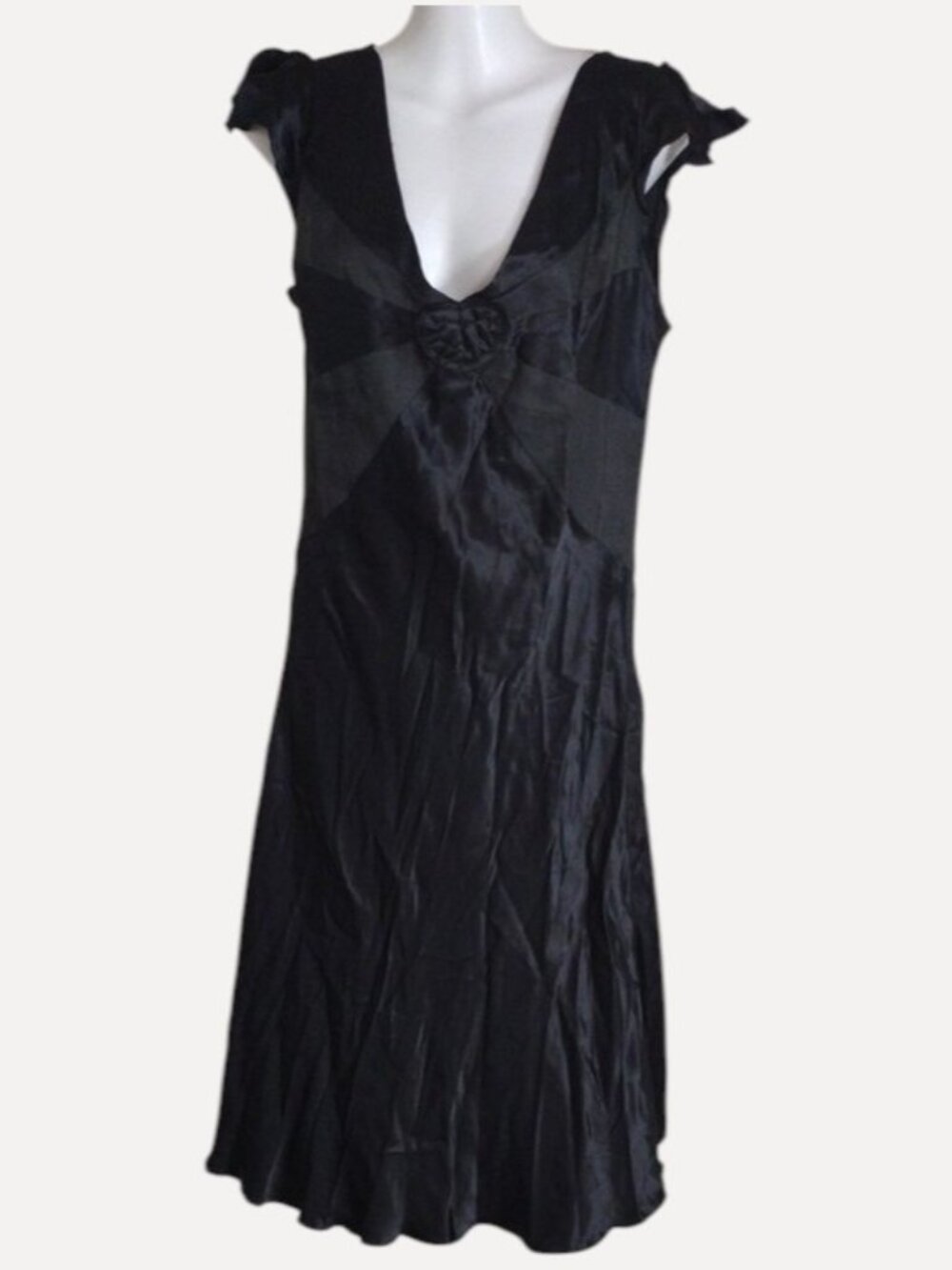 Hazel Brand Silk and Linen Black V-Neck Dress with Rosette Detail Size Medium